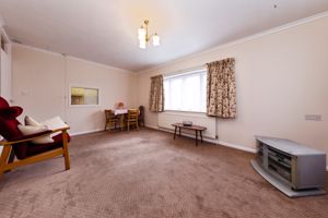 Lounge- click for photo gallery